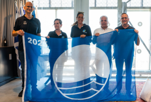 הענקת דגל כחול לחוף צמח של איגוד ערים כינרת - קרדיט צילום שני לויה