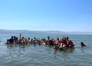 לבלות את הקיץ כמו כל הילדים!