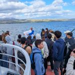 הפלגה במעבדה השטה של איגוד ערים כינרת - צילום עדנה ריכטר, בי''ס השקמים הוד השרון