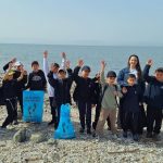 תלמידי בית הספר נועם בטבריה בפעילות אקולוגית בכינרת - צילום אוריה פרנקל, איגוד ערים כינרת